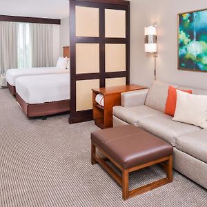 Queen Room Two Queen Beds Sofa Bed Accessible Tub